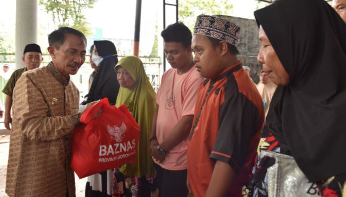 Baznas menyalurkan  Sembako Paket Merdeka Untuk Lansia dan Penyandang Disabilitas